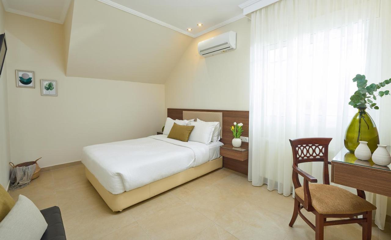 Filippos Hotel Халкідона Екстер'єр фото